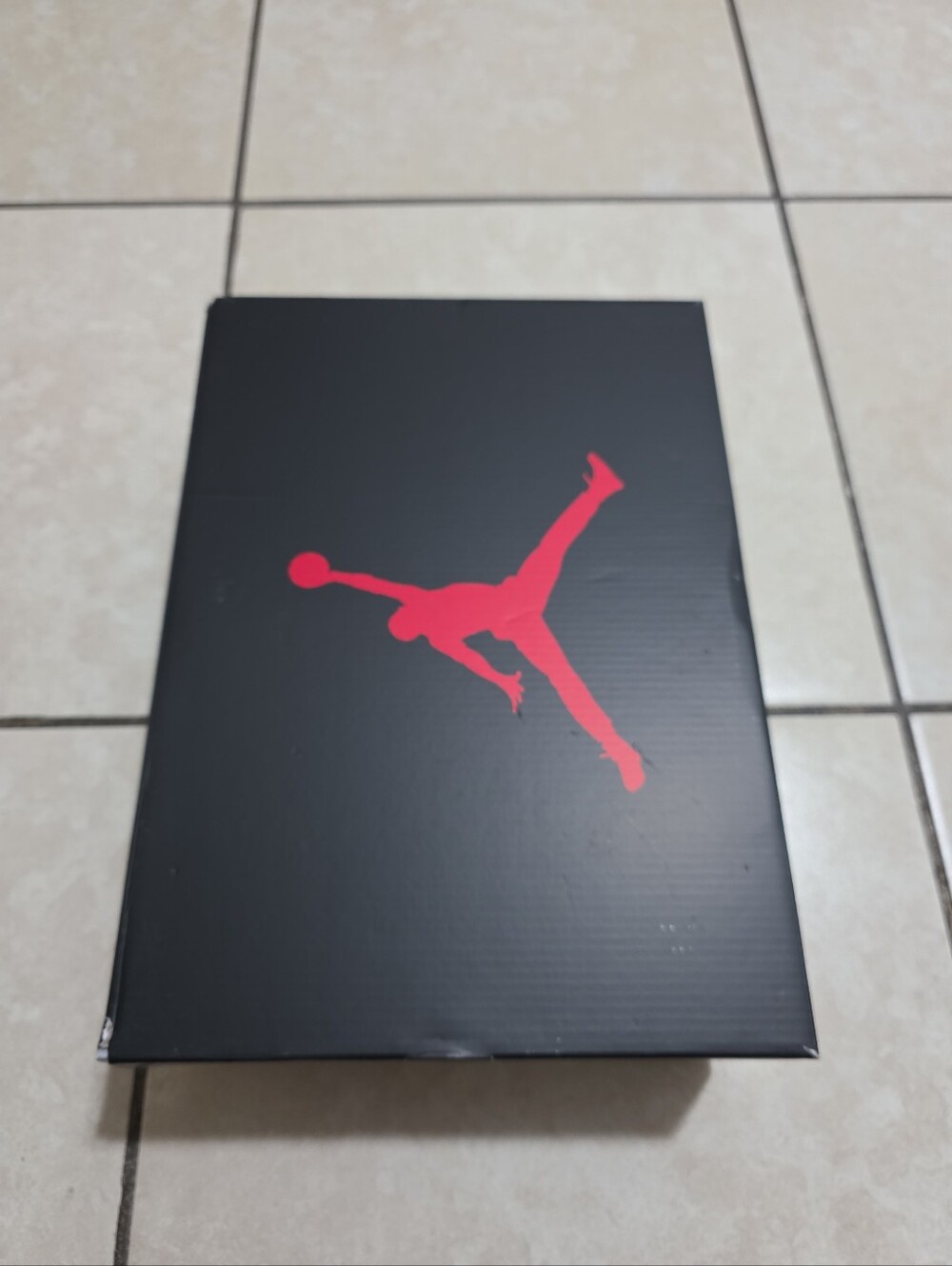 Empty Shoe Box - Picture 4 of 6